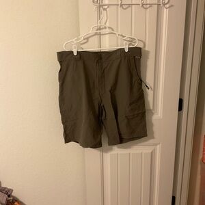 Simms Men's Khaki Cargo Shorts